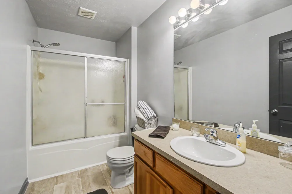 3690 Oxford Court Hudsonville, MI 49426