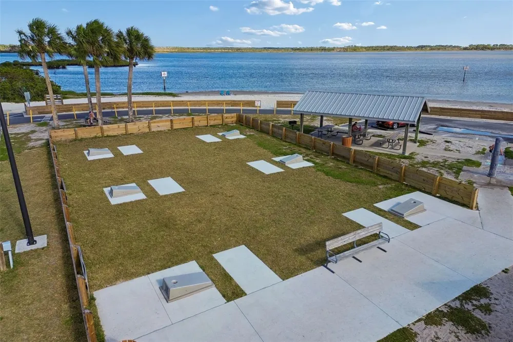 10501 PINE ISLAND DRIVE Weeki Wachee, FL 34607