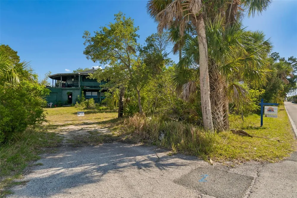 10501 PINE ISLAND DRIVE Weeki Wachee, FL 34607