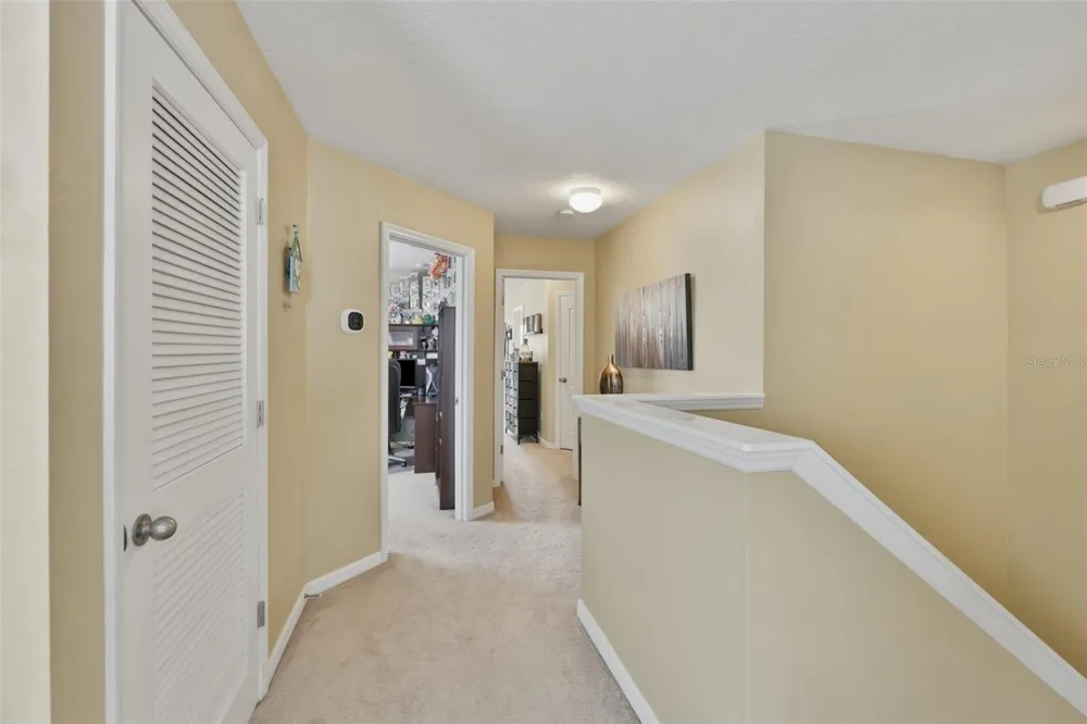 8718 TURNSTONE HAVEN PLACE Tampa, FL 33619