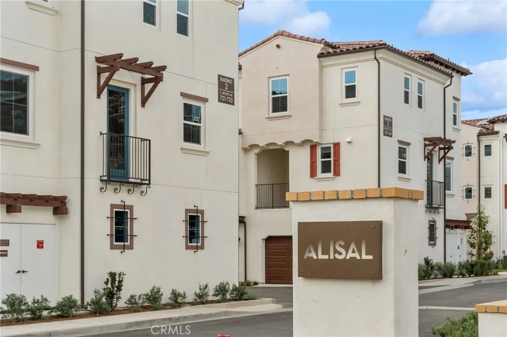 731 E Route 66 Glendora, CA 91740
