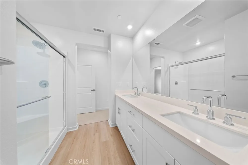 731 E Route 66 Glendora, CA 91740