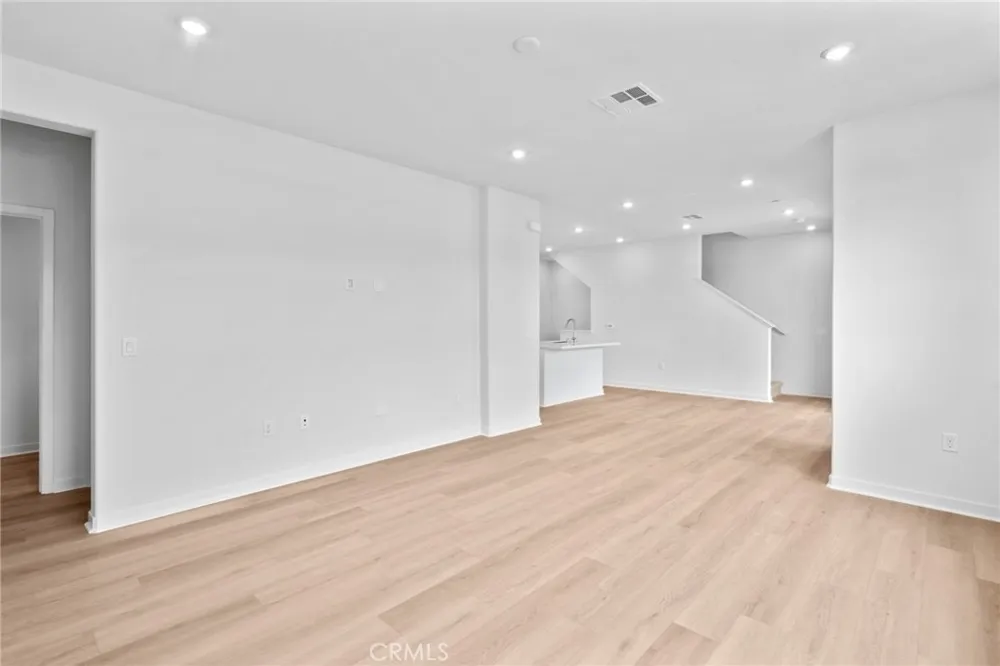 731 E Route 66 Glendora, CA 91740