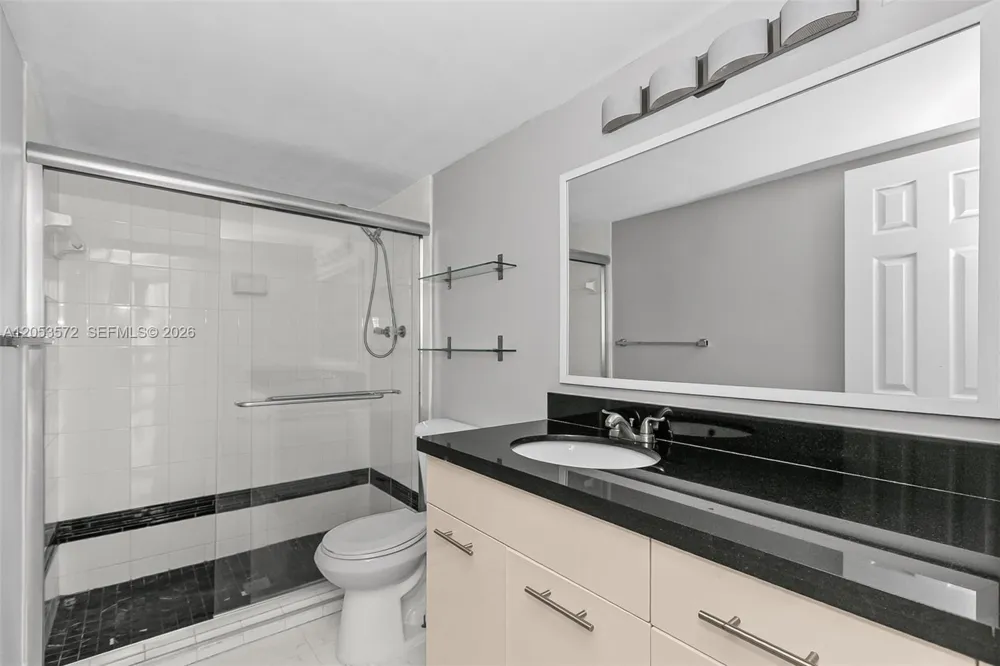200 Leslie Dr #930 Hallandale Beach, FL 33009