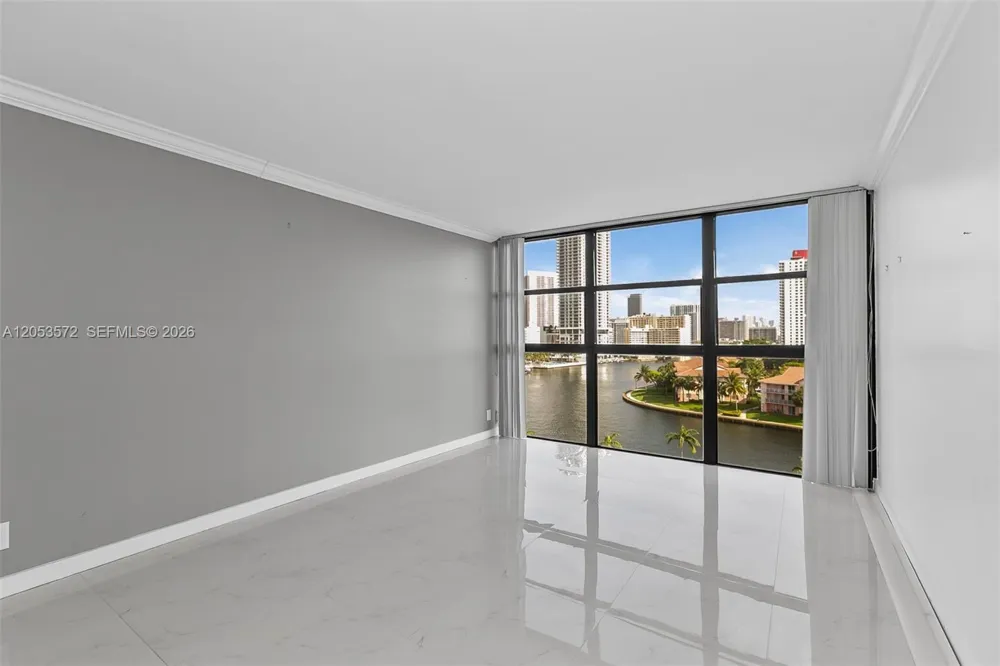 200 Leslie Dr #930 Hallandale Beach, FL 33009