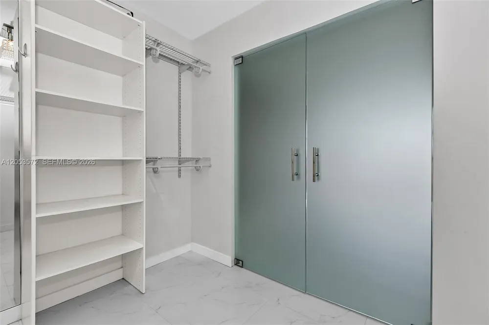 200 Leslie Dr #930 Hallandale Beach, FL 33009