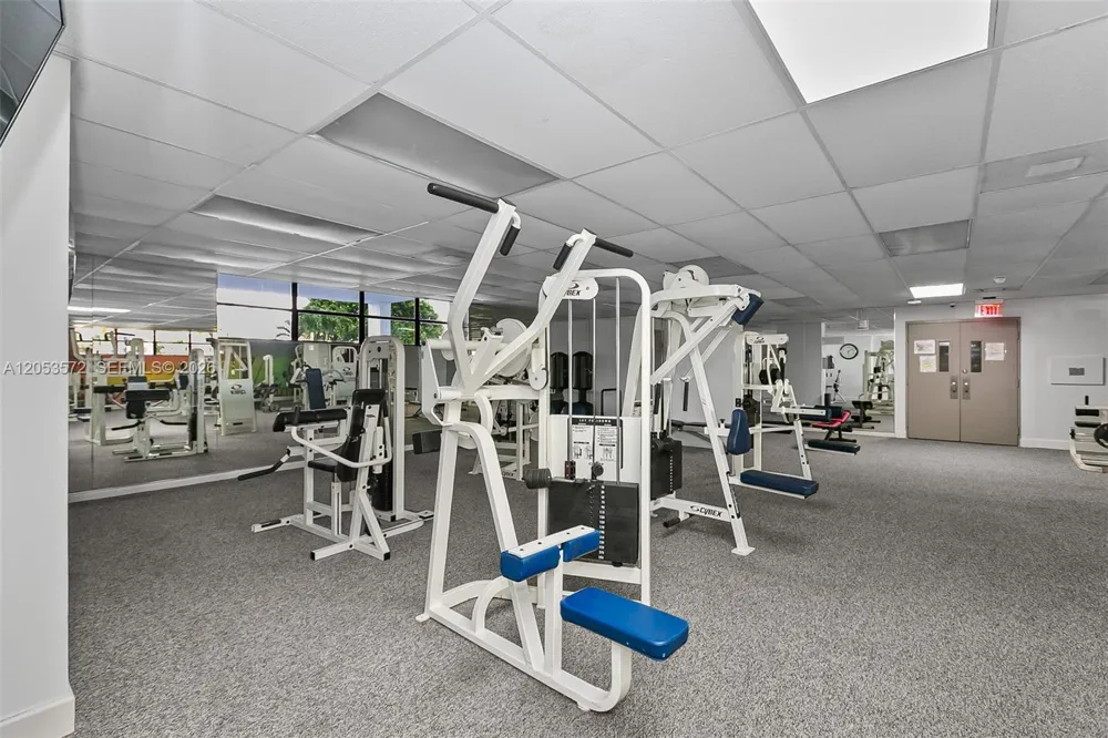 200 Leslie Dr #930 Hallandale Beach, FL 33009