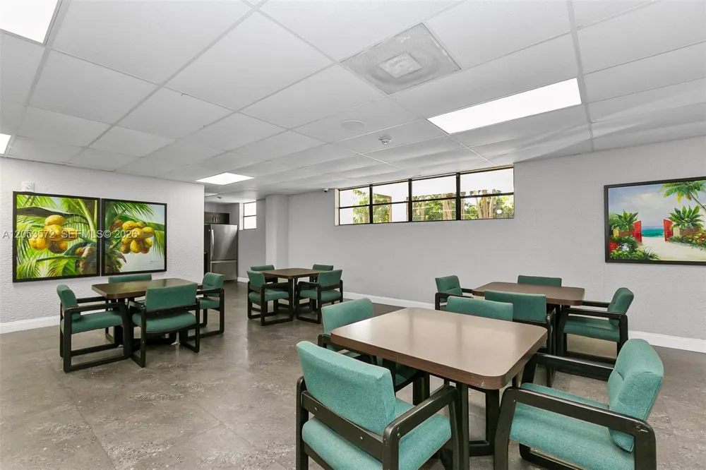 200 Leslie Dr #930 Hallandale Beach, FL 33009