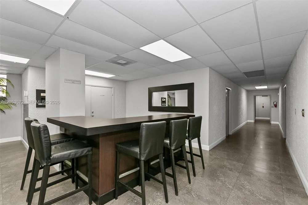 200 Leslie Dr #930 Hallandale Beach, FL 33009