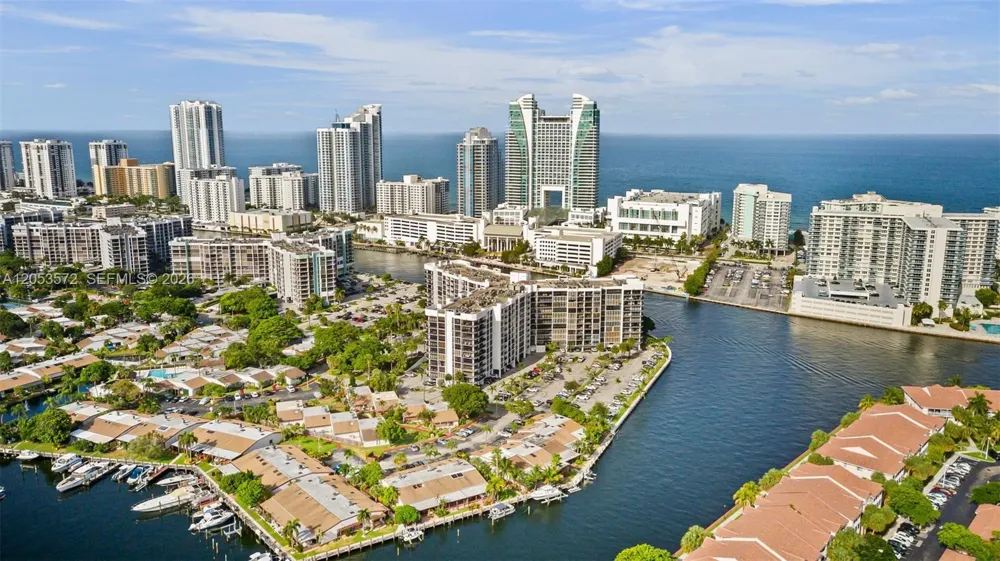 200 Leslie Dr #930 Hallandale Beach, FL 33009