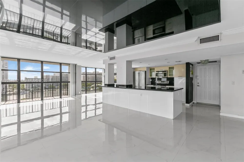 200 Leslie Dr #930 Hallandale Beach, FL 33009