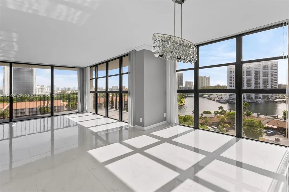 200 Leslie Dr #930 Hallandale Beach, FL 33009