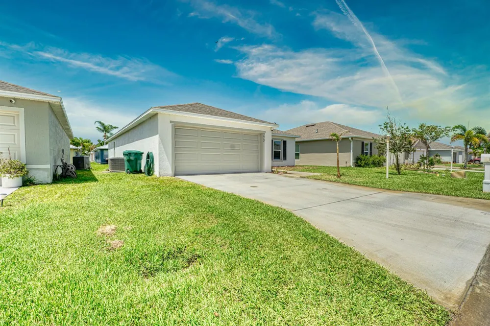 773 SE 25TH DRIVE Okeechobee, FL 34974