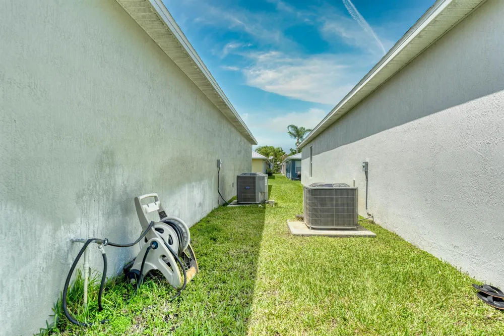 773 SE 25TH DRIVE Okeechobee, FL 34974