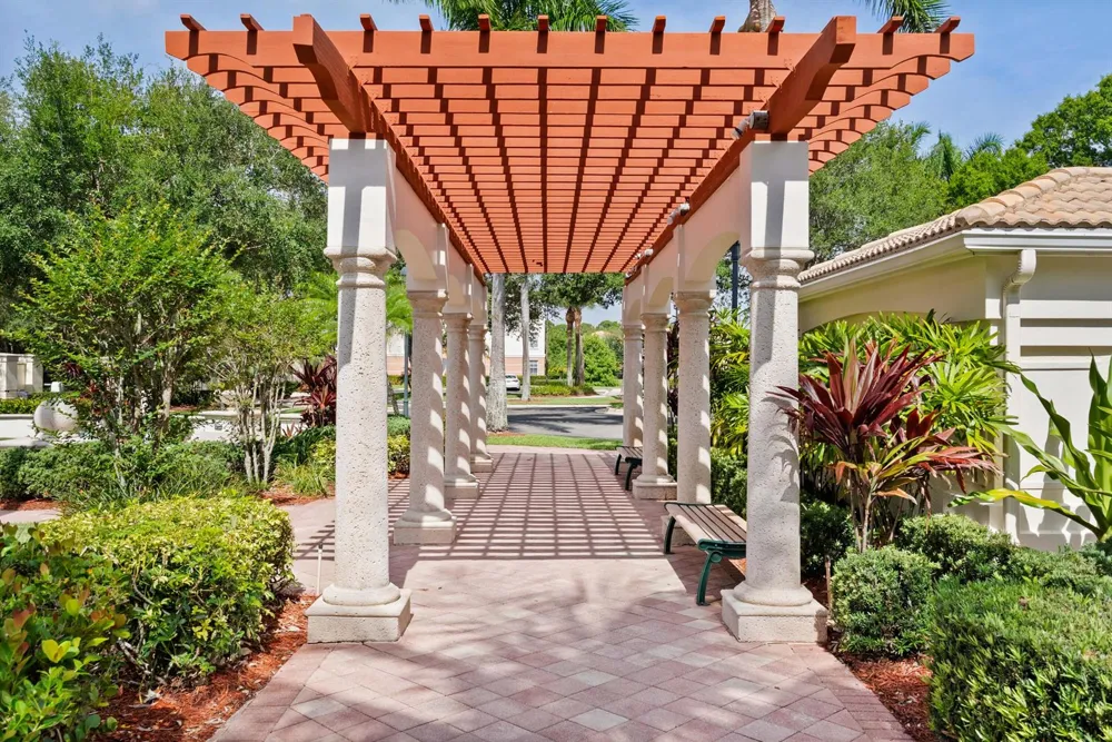 3303 Myrtlewood Circle E Palm Beach Gardens, FL 33418