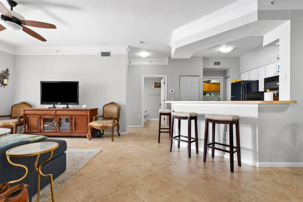 3303 Myrtlewood Circle E Palm Beach Gardens, FL 33418