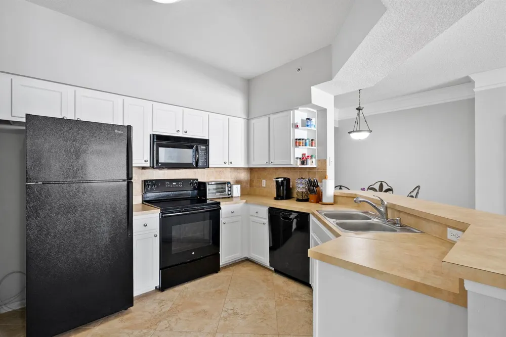 3303 Myrtlewood Circle E Palm Beach Gardens, FL 33418