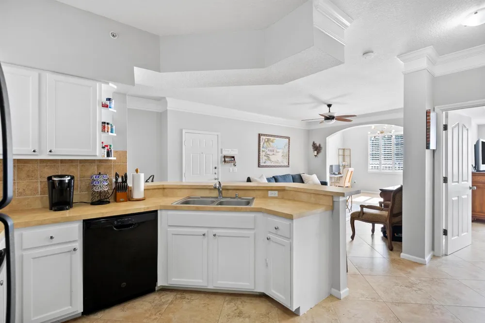 3303 Myrtlewood Circle E Palm Beach Gardens, FL 33418