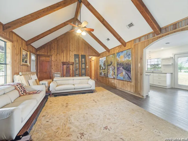 497 LUCKENBACH RD Fredericksburg, TX 78624