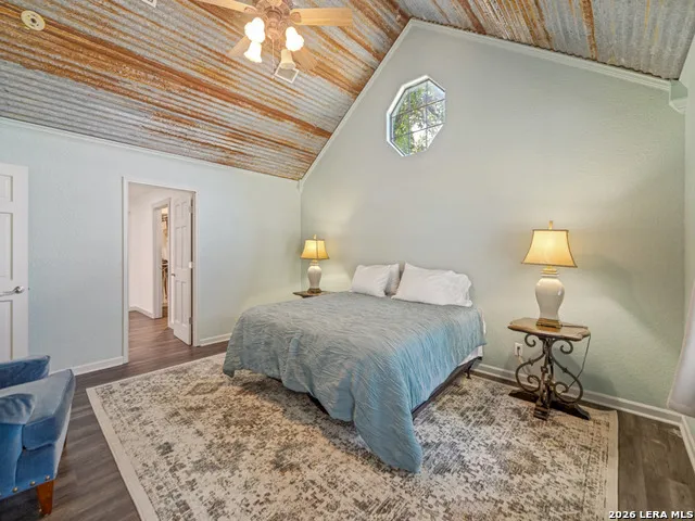 497 LUCKENBACH RD Fredericksburg, TX 78624