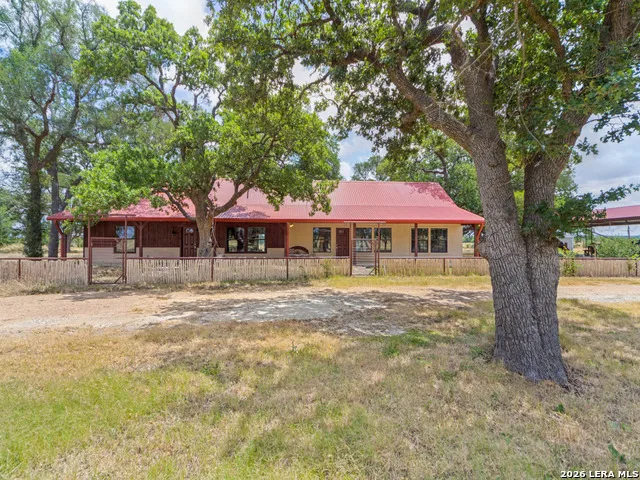 497 LUCKENBACH RD Fredericksburg, TX 78624