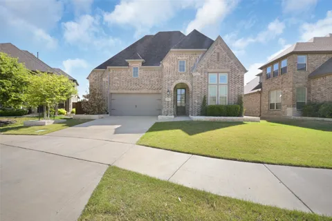 731 Drummond Drive
