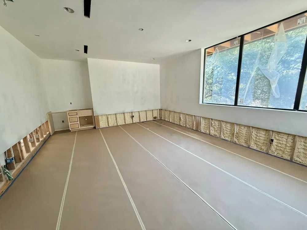 1701 Banks Street Houston, TX 77098