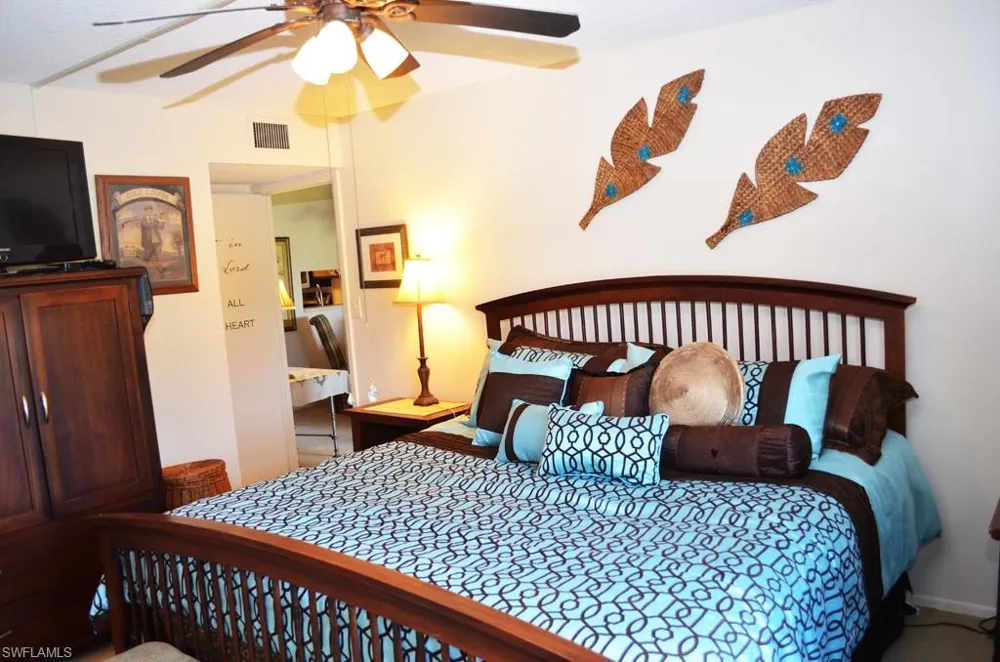 1624 Pine Valley Drive #118 Fort Myers, FL 33907