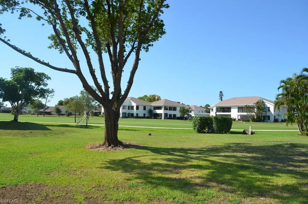 1624 Pine Valley Drive #118 Fort Myers, FL 33907