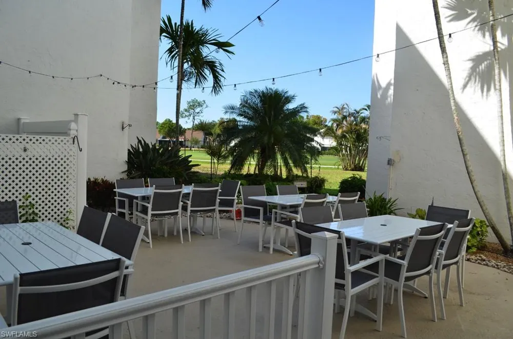 1624 Pine Valley Drive #118 Fort Myers, FL 33907