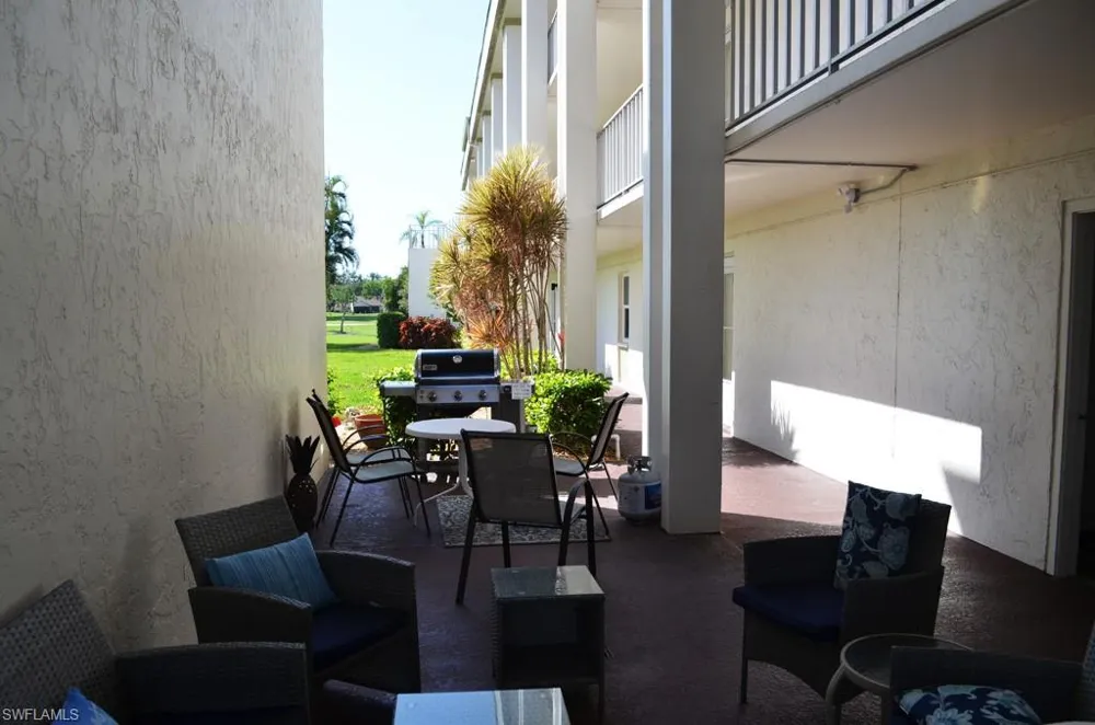 1624 Pine Valley Drive #118 Fort Myers, FL 33907