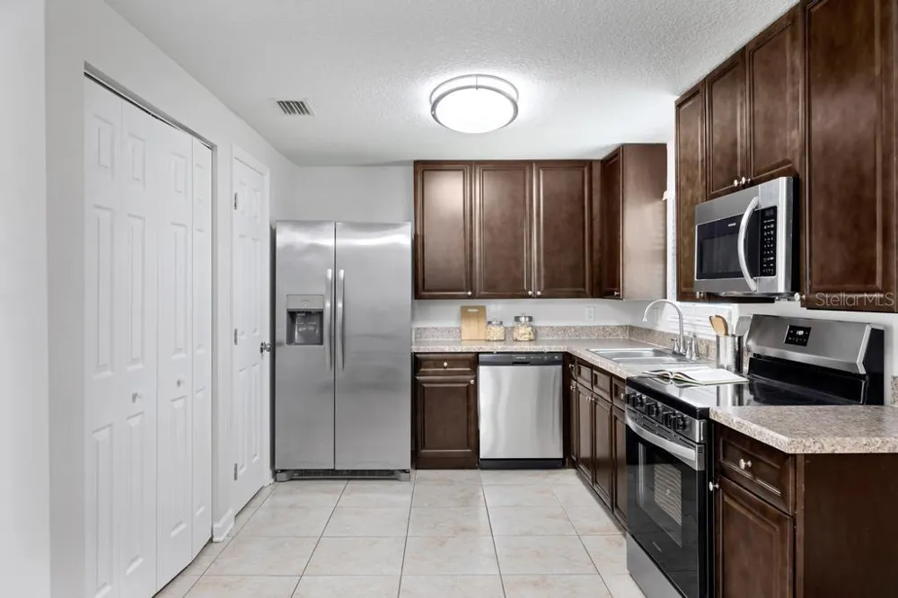 8149 JUSTIN ROAD S Jacksonville, FL 32210