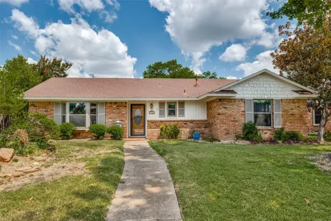 530 Parkview Lane