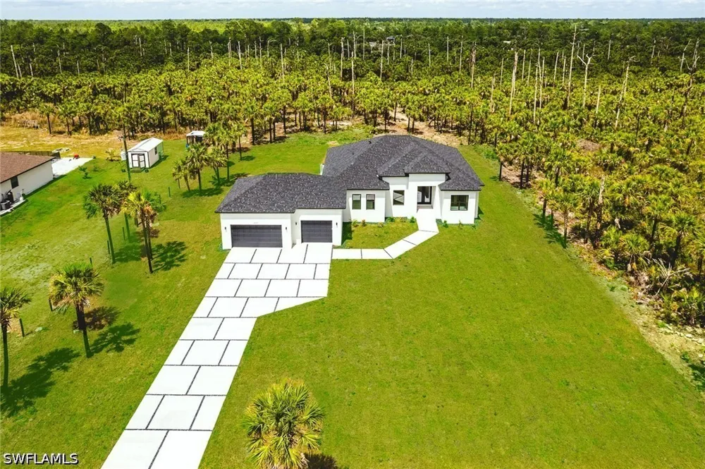 22nd Avenue SE Naples, FL 34117