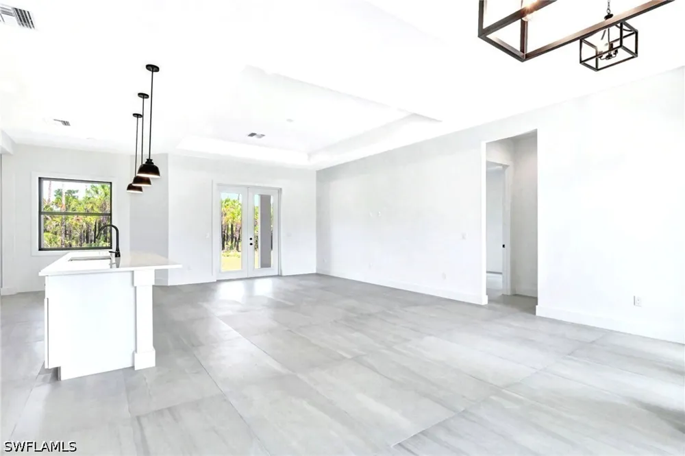 22nd Avenue SE Naples, FL 34117