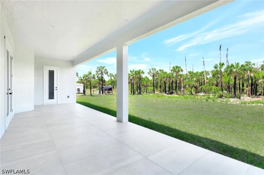 22nd Avenue SE Naples, FL 34117