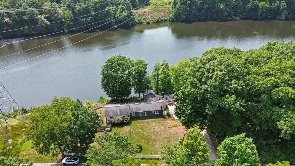 11628 S Lake Chapin Road Berrien Springs, MI 49103