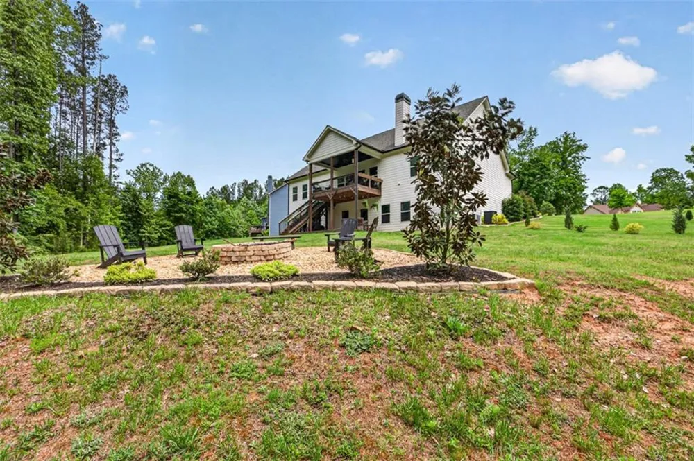 163 Hewett Road Pendergrass, GA 30567