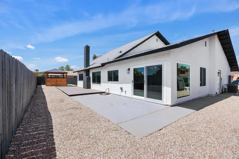 851 Casa de Oro pl Escondido, CA 92025
