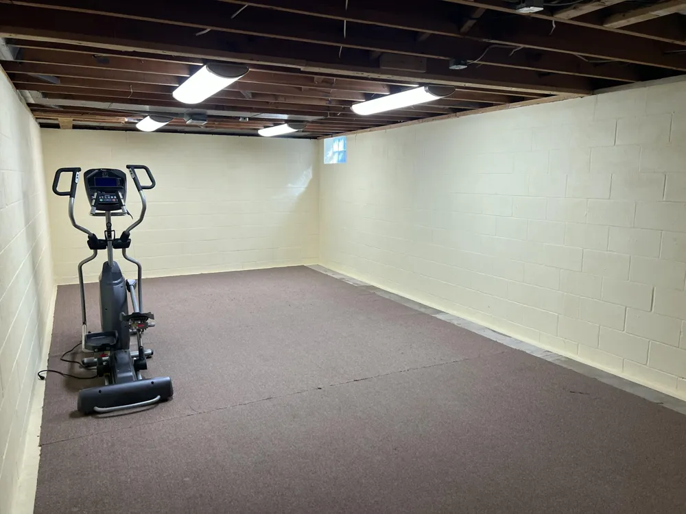 2436 Fountain Lane Stevensville, MI 49127
