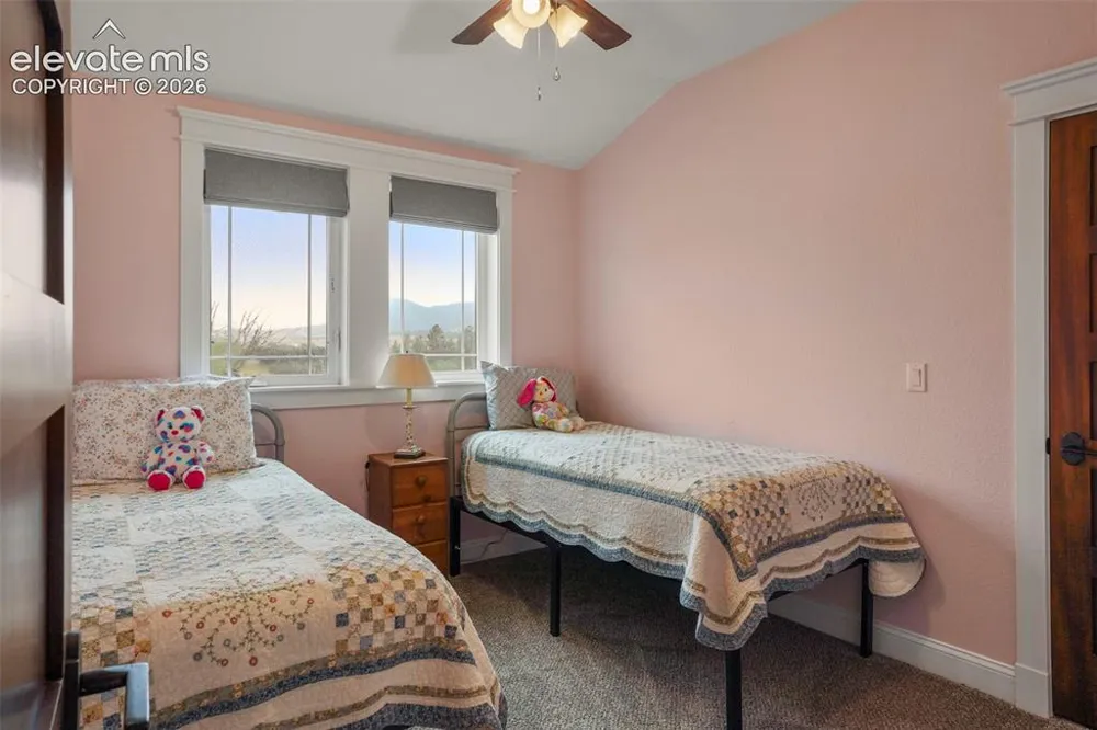 9610 S Perry Park Road Larkspur, CO 80118