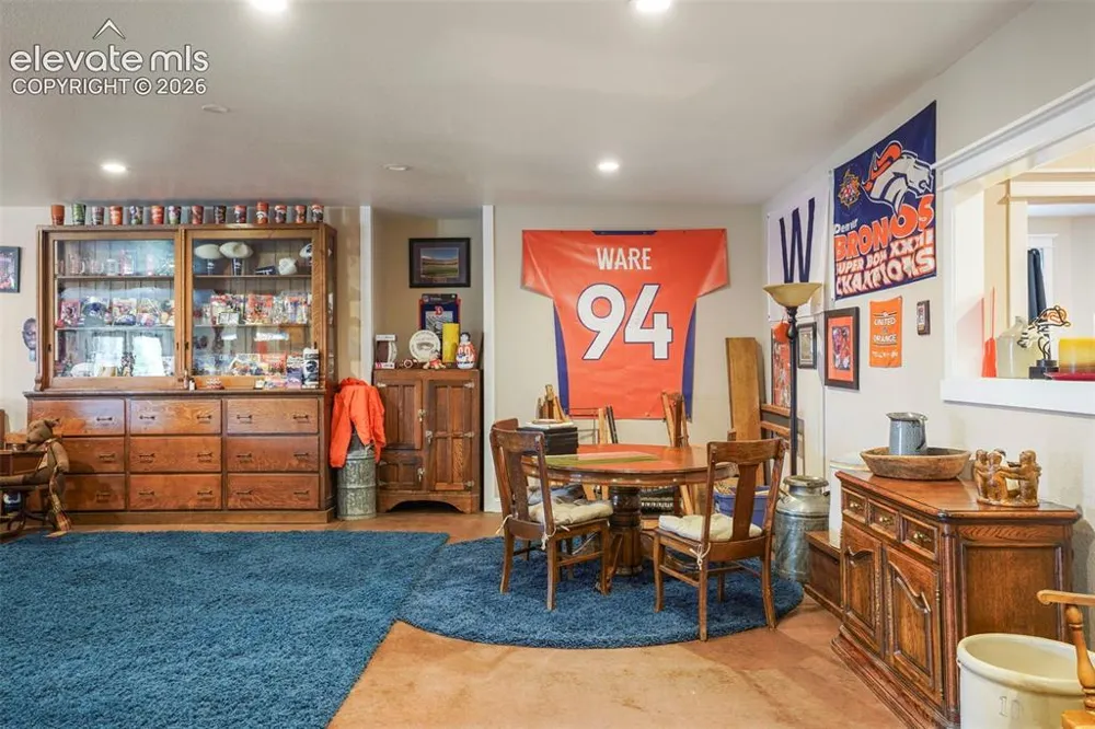 9610 S Perry Park Road Larkspur, CO 80118