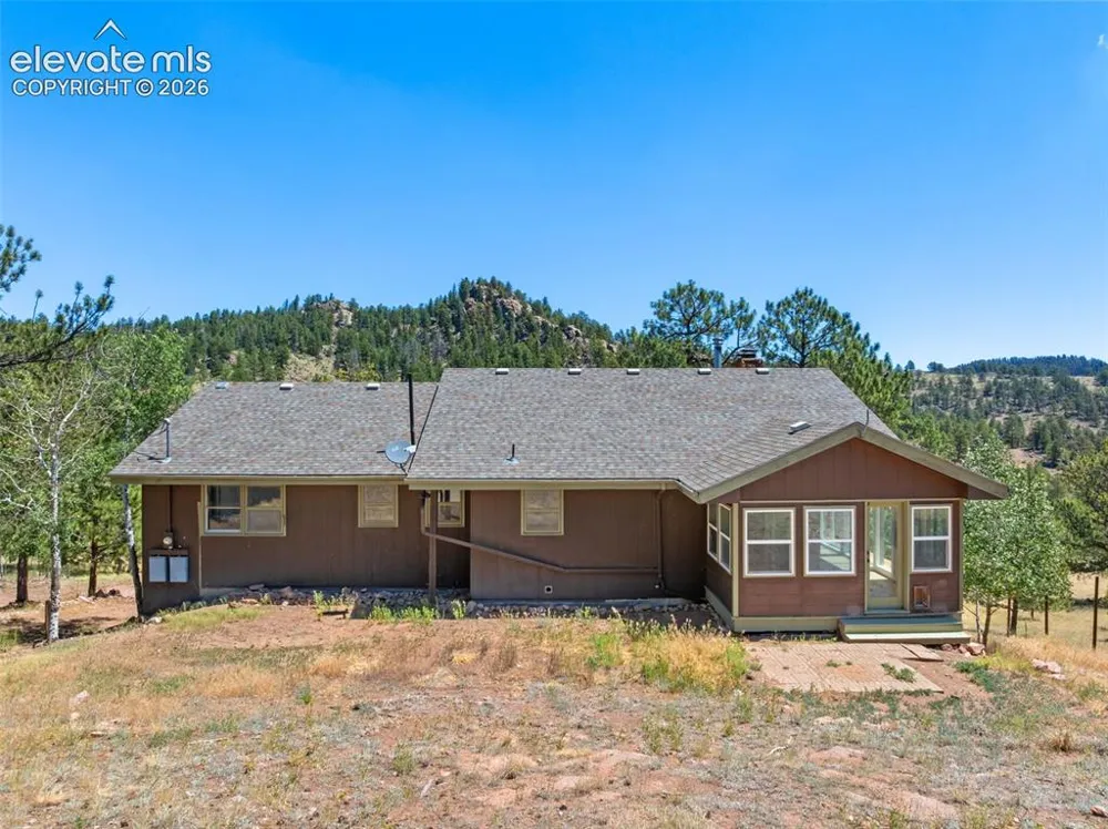 841 Plateau Drive Guffey, CO 80820