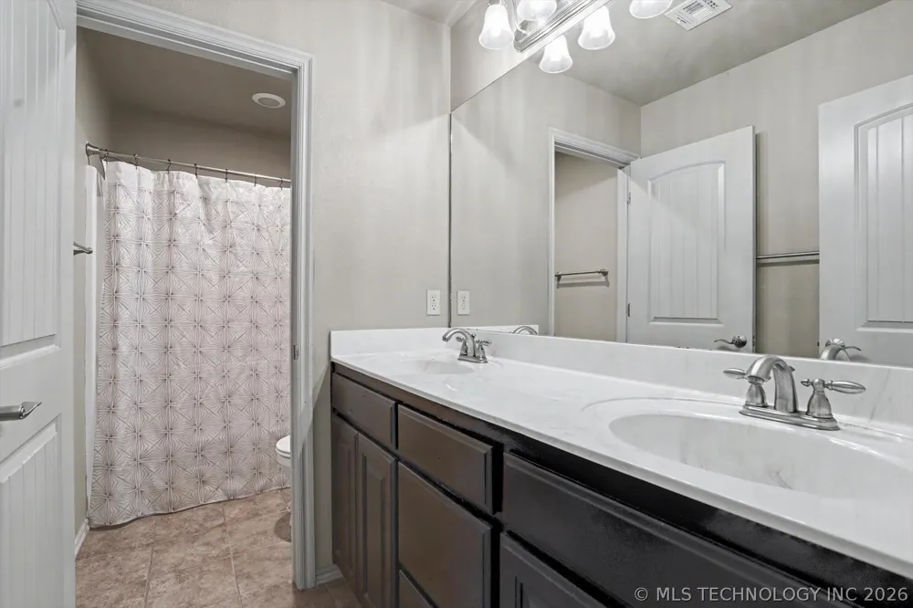 13405 S Poplar Street Glenpool, OK 74033