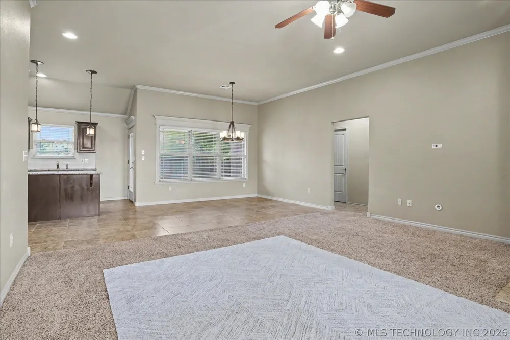 13405 S Poplar Street Glenpool, OK 74033