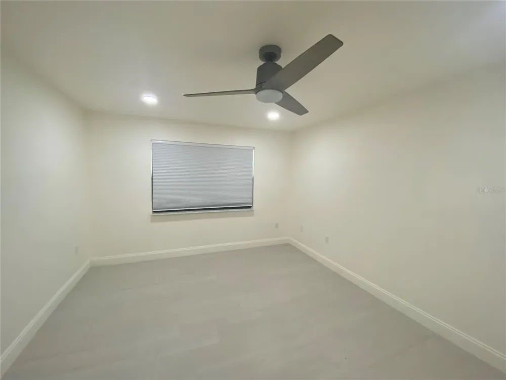 704 ANGELINA LANE #B Lakeland, FL 33801