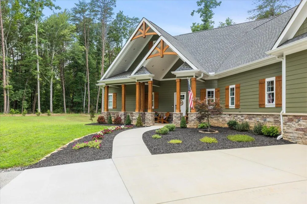 3710 River Road Decatur, TN 37322