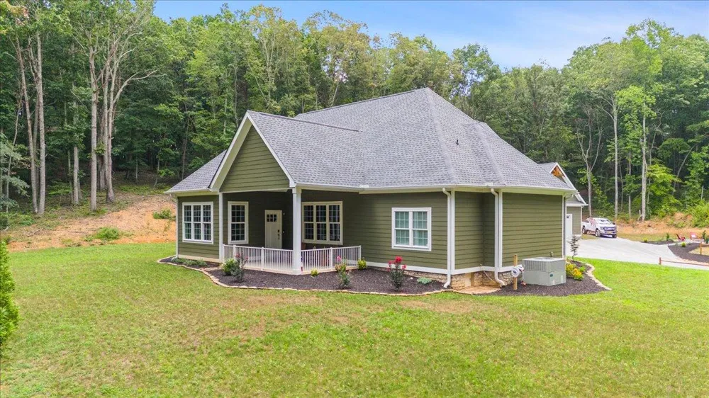 3710 River Road Decatur, TN 37322