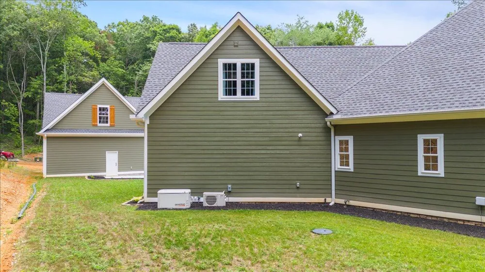 3710 River Road Decatur, TN 37322