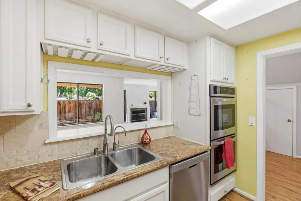 2163 Darnis Circle Morgan Hill, CA 95037